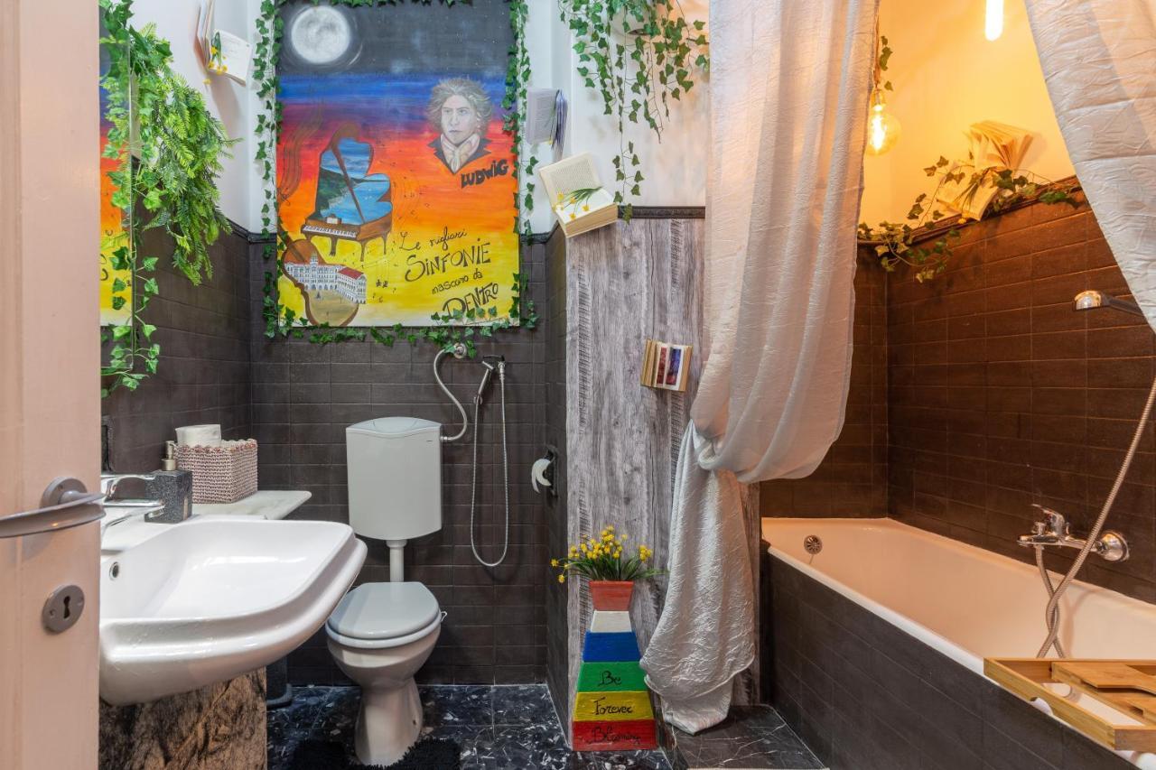 Lodge&Art - San Francesco - Trieste Center ***** Buitenkant foto